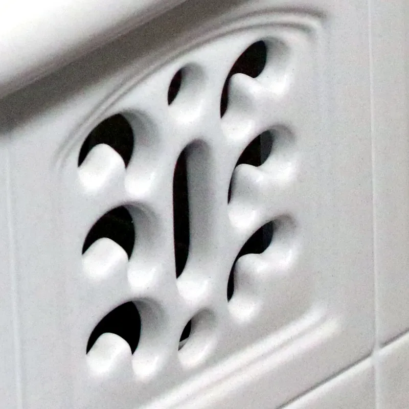 Dettaglio del traforo ceramico di Venere XL